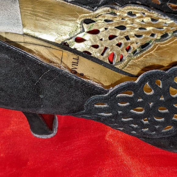 Valentino Garavani Couture by Rene Caovilla Heels💥PRICE DROP💥 - Picture 5 of 12